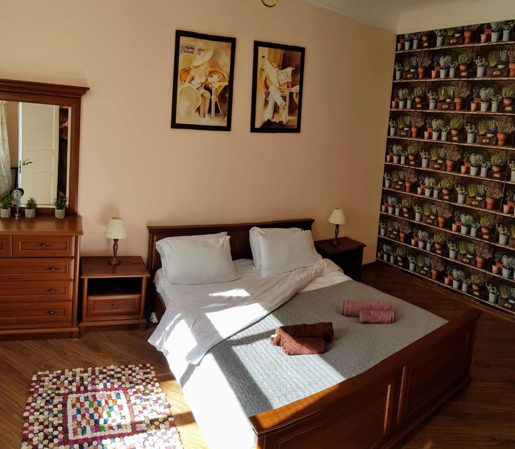 Kyiv Top Location 60M2 Apt In Old City Fast Wifi Selfchekin Exterior foto